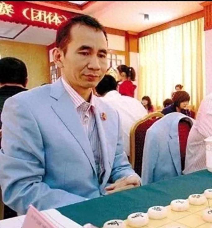 开元棋牌象棋特级大师：怪杰十轮王冷面杀手